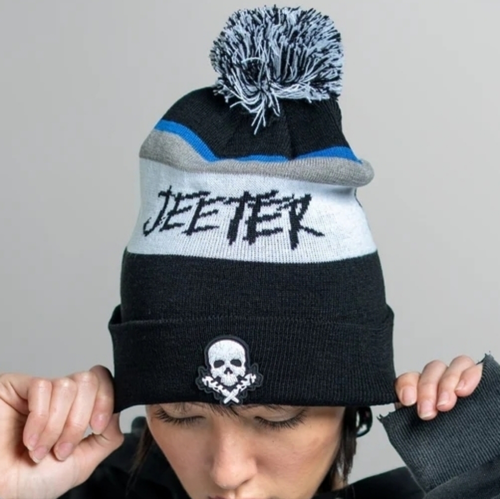 Faded 'Til Black Skull Wool Beanie